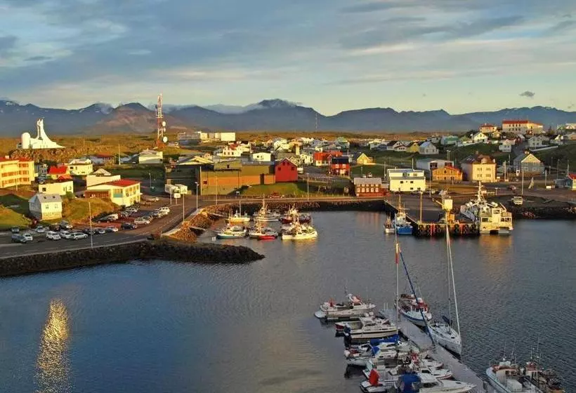 هتل Breidafjordur