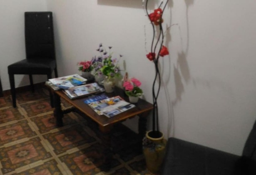 בית מלון כפרי California