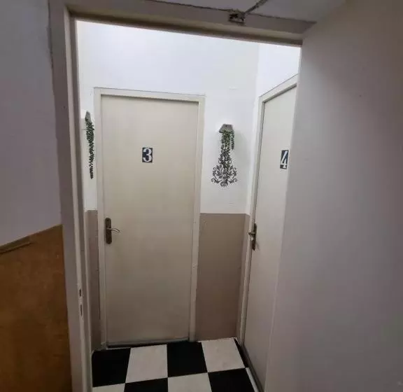 ホテル Hôtel Des Allées
