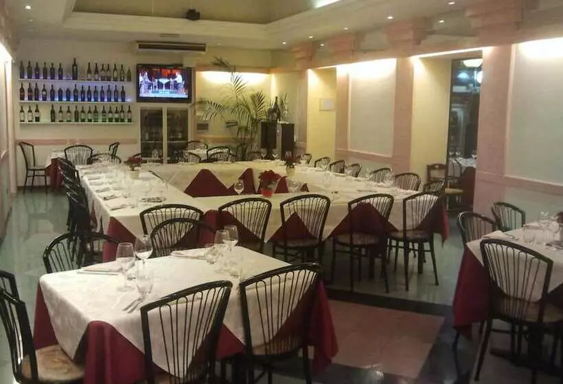 ホテル Villa Robinia