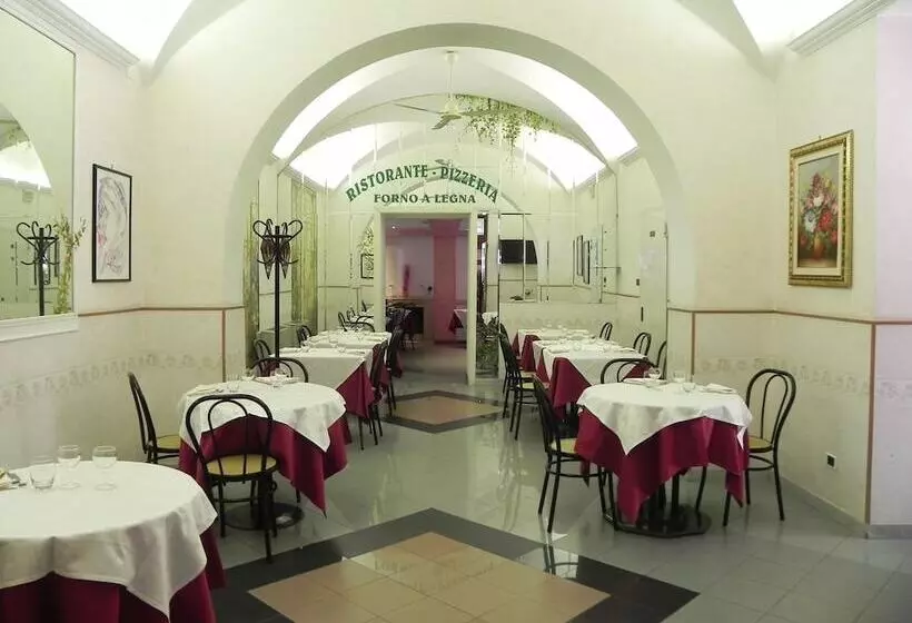 ホテル Villa Robinia