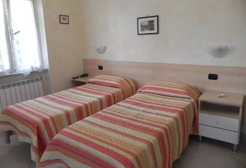 ホテル Villa Robinia