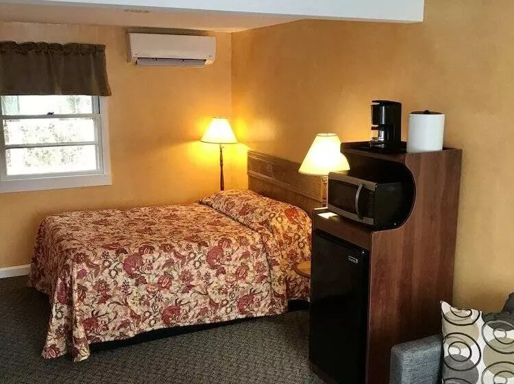 Mt Liberty Cabins And Motel