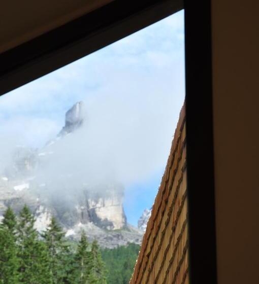 Vallesinella Hotel Restaurant Bar