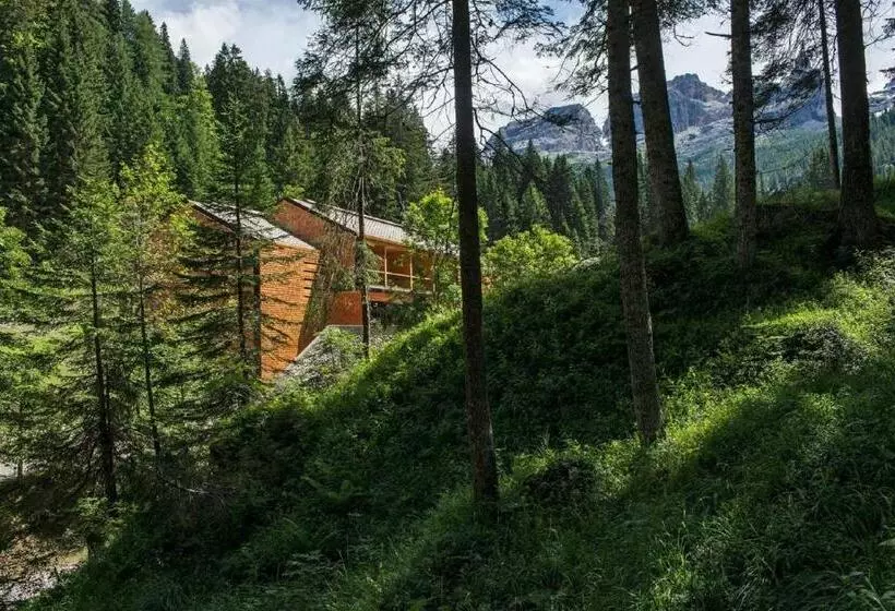 Vallesinella Hotel Restaurant Bar