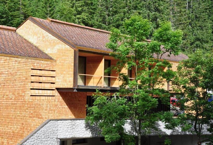 Vallesinella Hotel Restaurant Bar