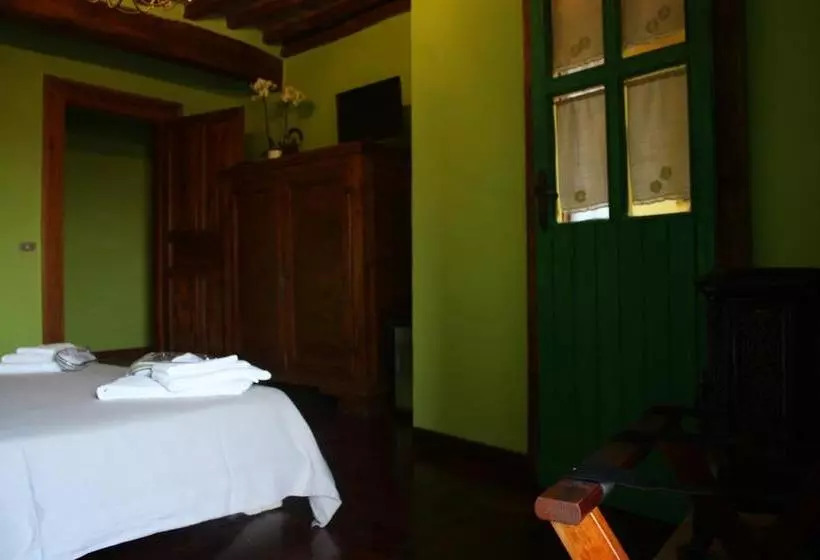 B&b44