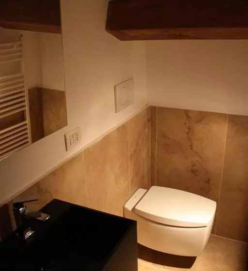 B&b44