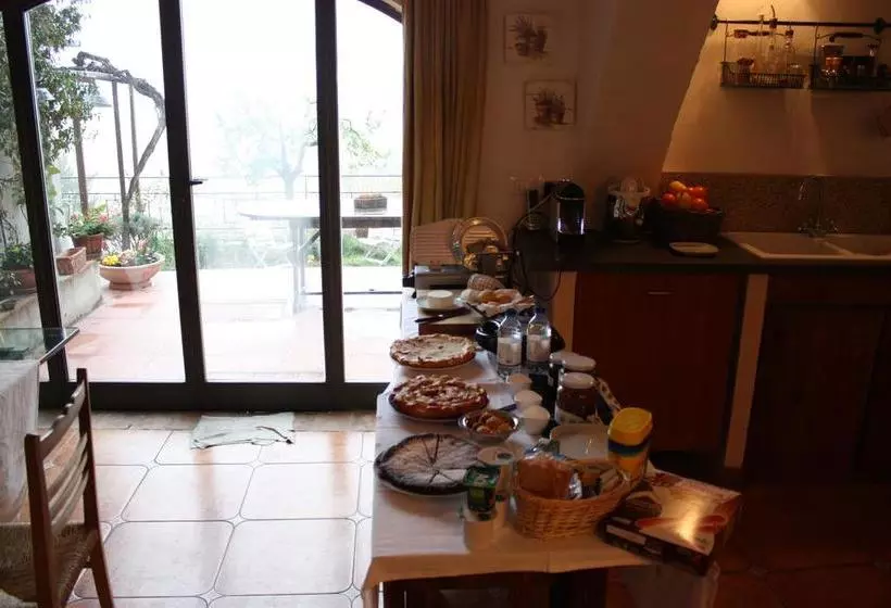 B&b44