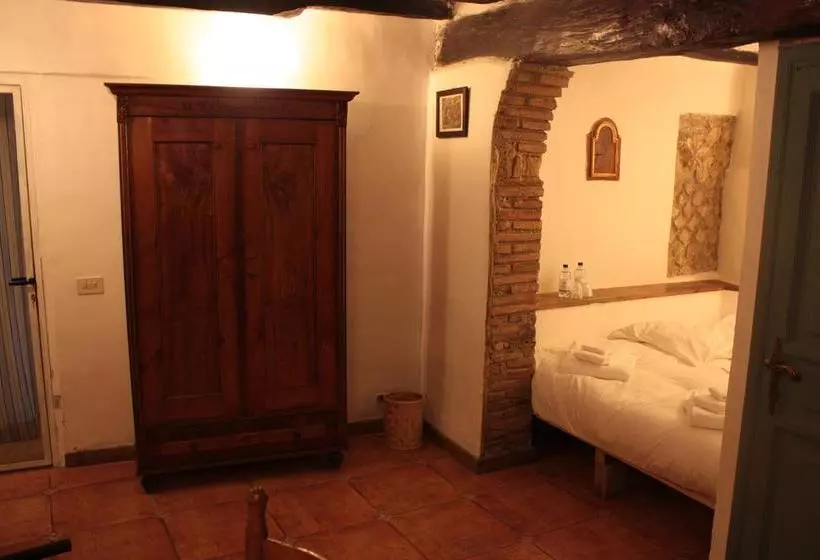 B&b44