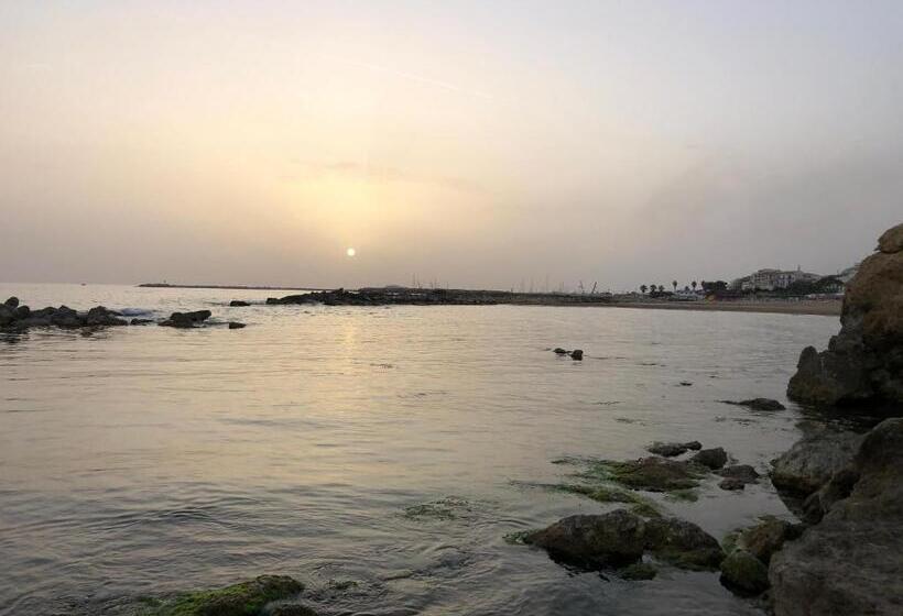 مبيت وإفطار Casale Rocca Fiorita