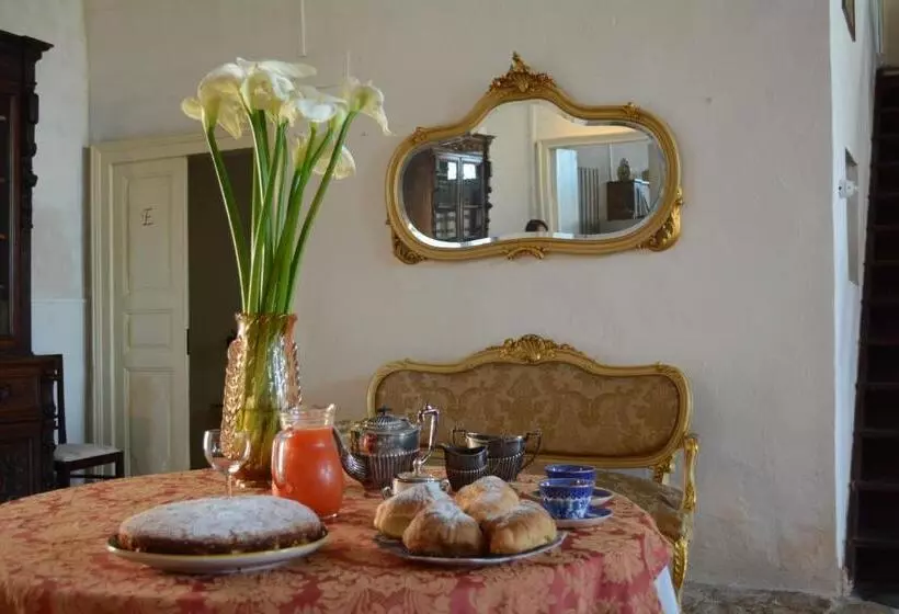 Aamiaismajoitus (B&B) Casale Rocca Fiorita