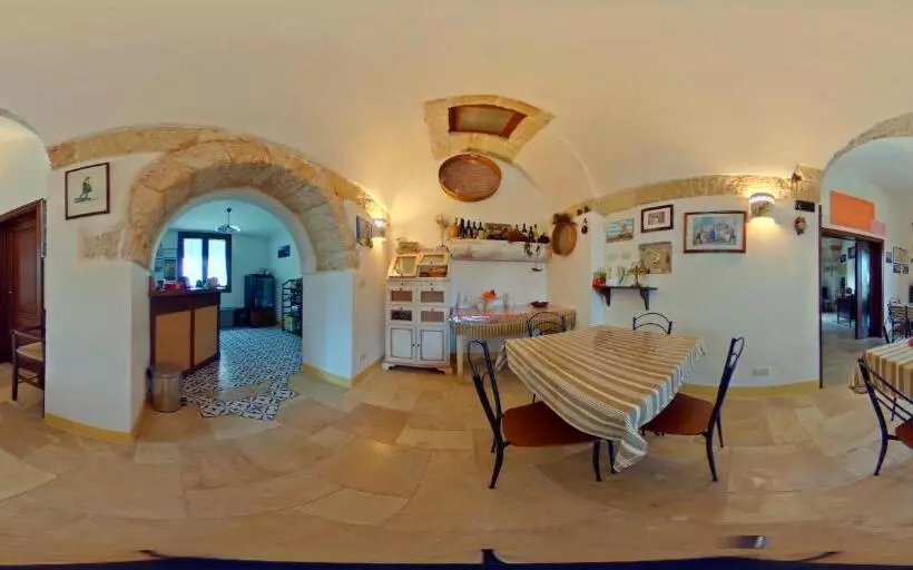Aamiaismajoitus (B&B) Dimora Moresca 1906