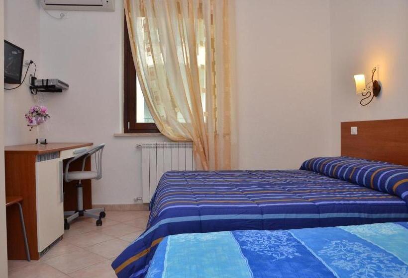 مبيت وإفطار Domo   Guest House Il Nespolo Fiorito