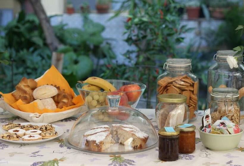 مبيت وإفطار Fiori E Limoni