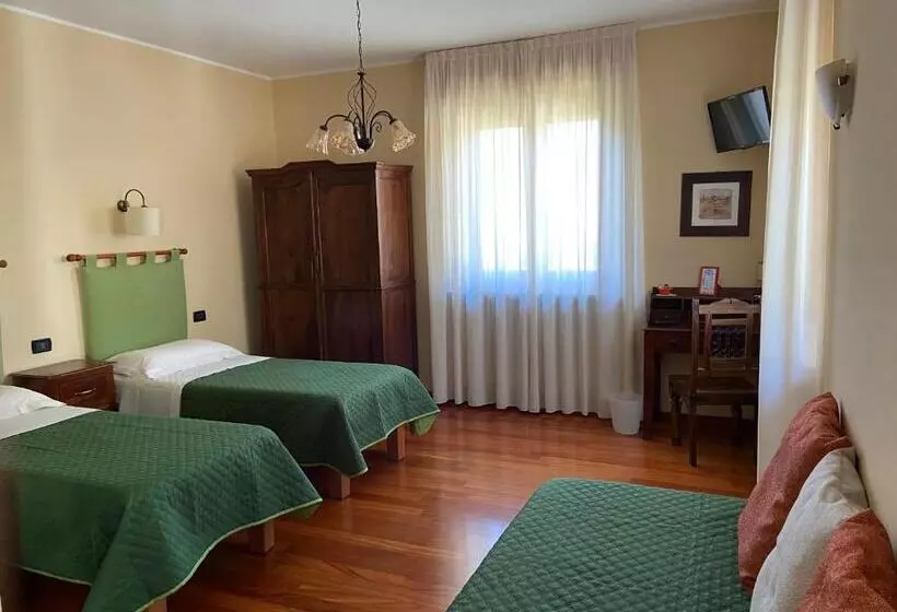 Bed and Breakfast La Via Del Sole