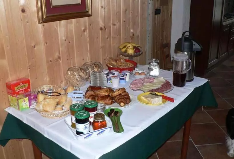 Bed and Breakfast La Via Del Sole