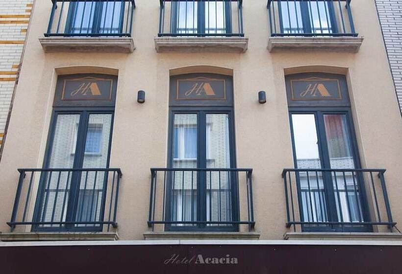 هتل Acacia