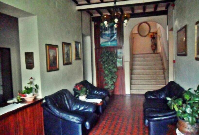 Отель Albergo Giardino