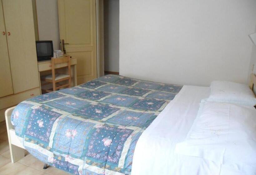 Отель Albergo Giardino