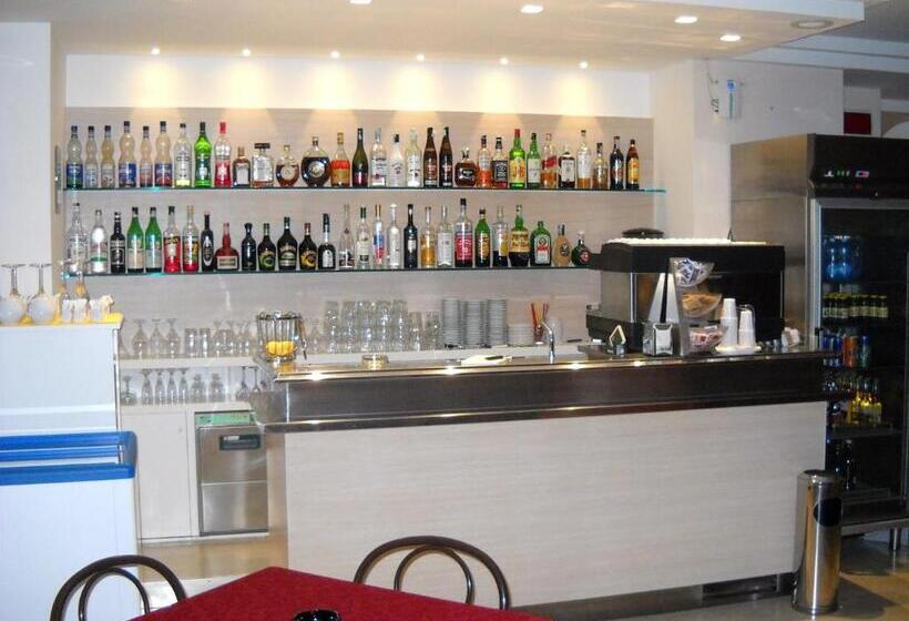 בית מלון כפרי Mon