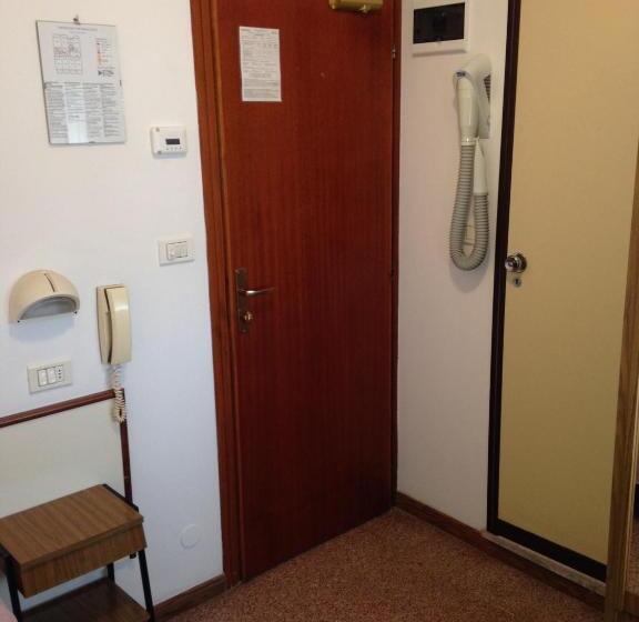 בית מלון כפרי Mon