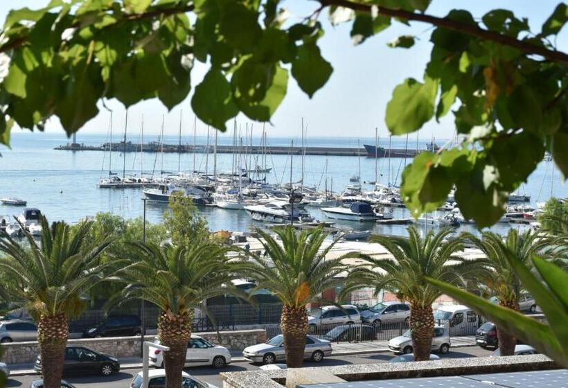 La Dolce Vista   B&b Di Charme