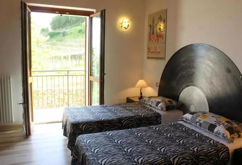 Aamiaismajoitus (B&B) La Bella Vigna