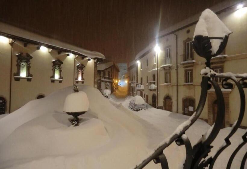 צימר Albergo Lo Scrigno