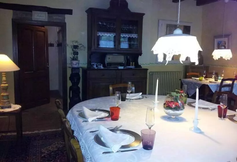 ベッドアンドブレックファースト Casa Del Contrabbandiere