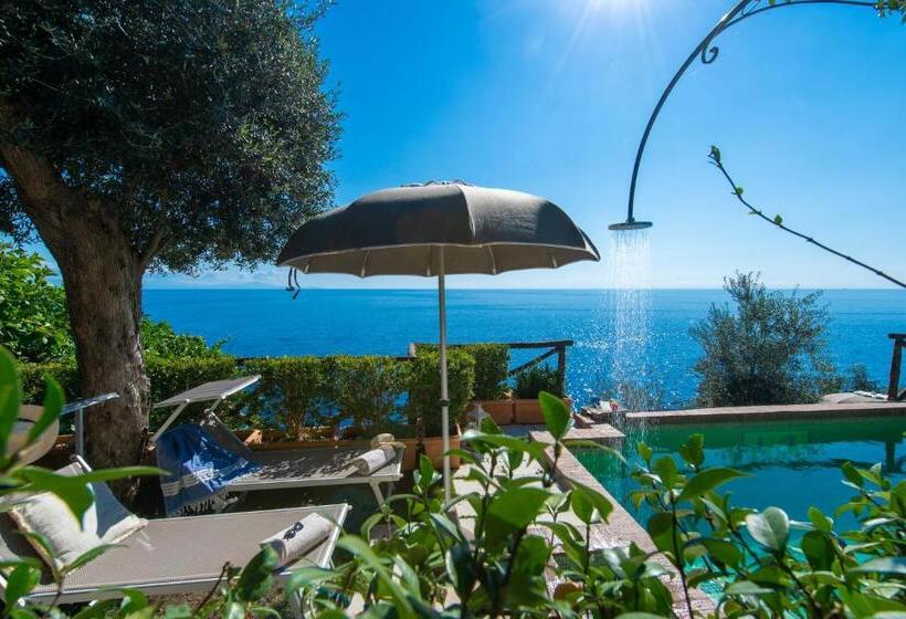 مبيت وإفطار La Maurella