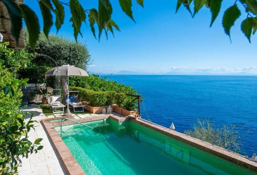 مبيت وإفطار La Maurella