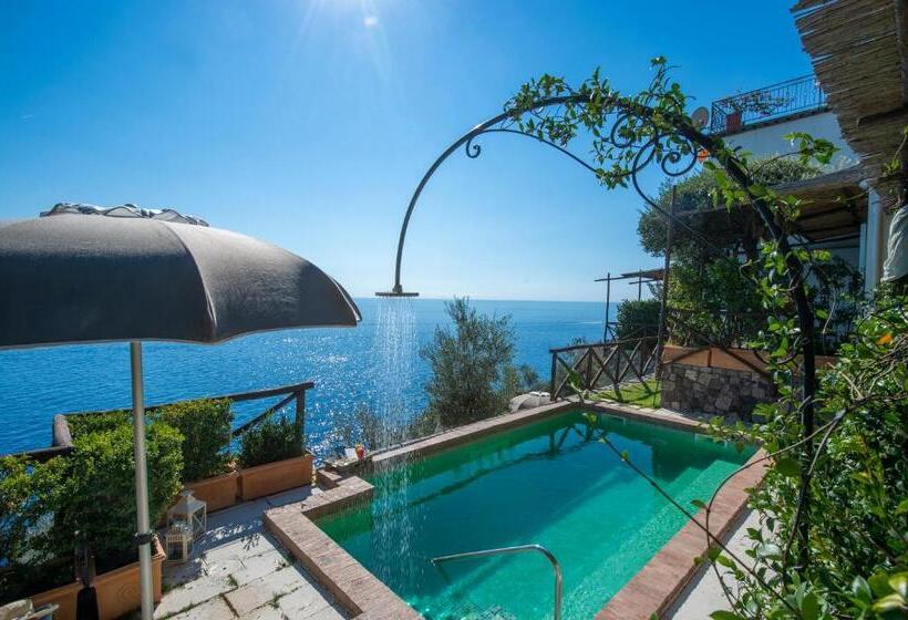 مبيت وإفطار La Maurella