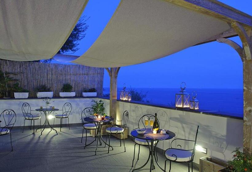 مبيت وإفطار La Maurella