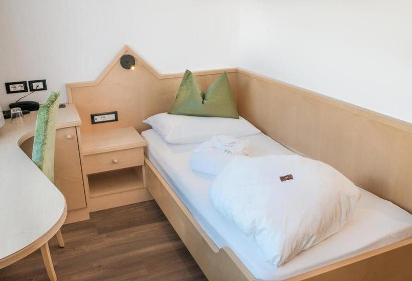 בית מלון כפרי Salten