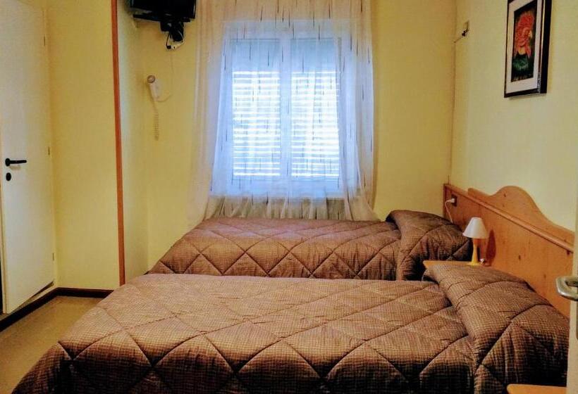 בית מלון כפרי Zoldana