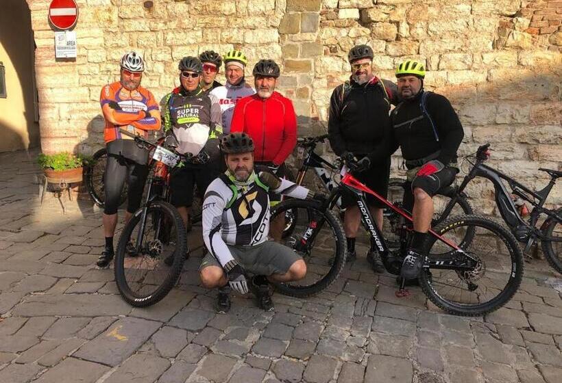 مبيت وإفطار Camere Vecchia Fonte