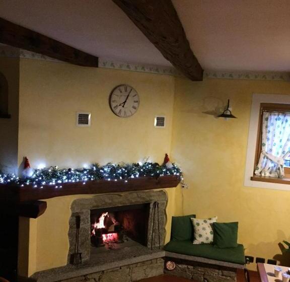 تختخواب و صبحانه Casa Brencio