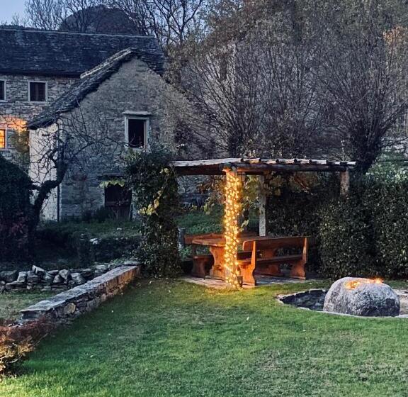 تختخواب و صبحانه Casa Brencio