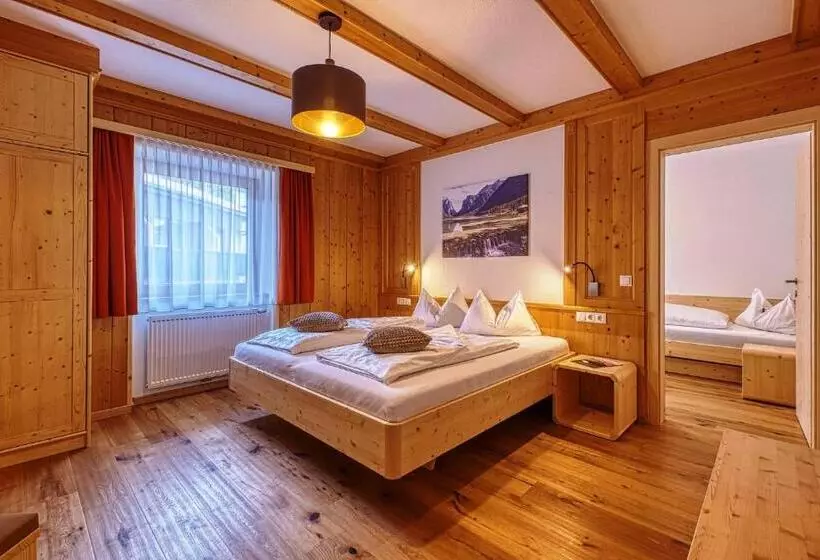 تختخواب و صبحانه Garni Appartments Helvetia