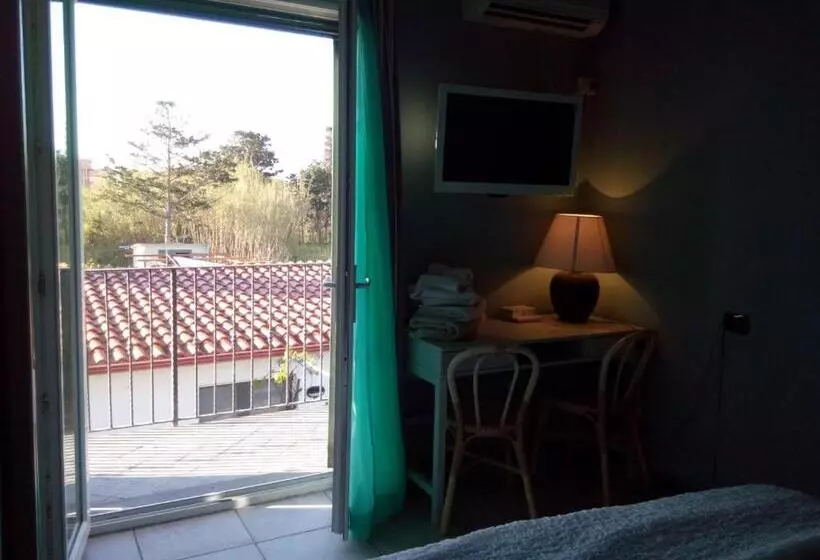 تختخواب و صبحانه Il Giardino Di Emilio