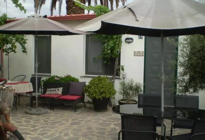 تختخواب و صبحانه Il Giardino Di Emilio