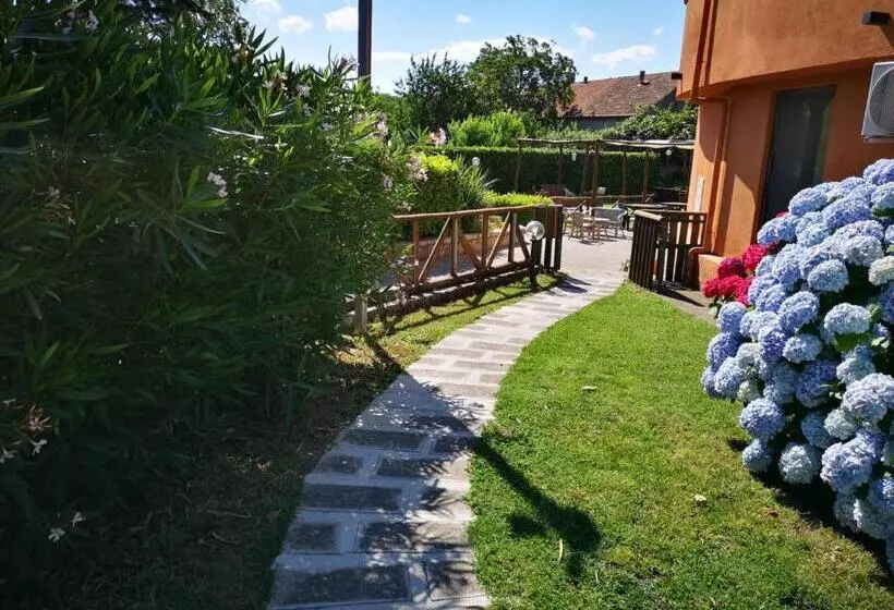 Aamiaismajoitus (B&B) La Cascina Camere