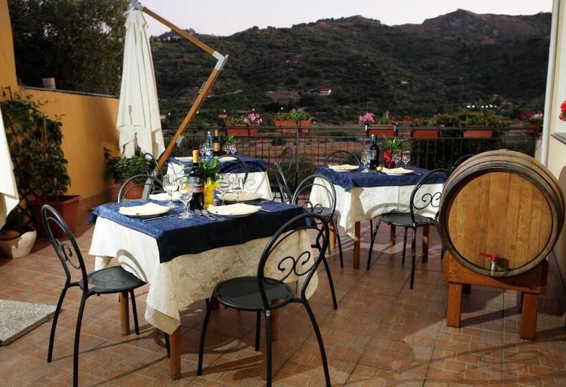 مبيت وإفطار Valle D'agrò