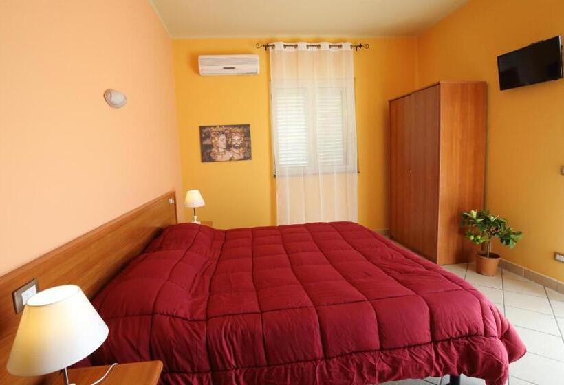 مبيت وإفطار Valle D'agrò