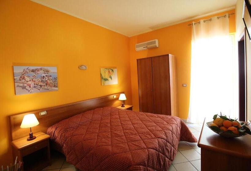 مبيت وإفطار Valle D'agrò