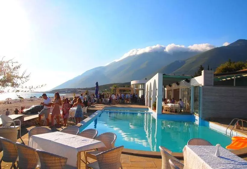 Drymades Inn Resort