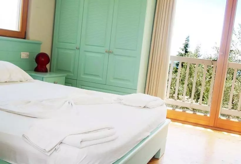 Drymades Inn Resort