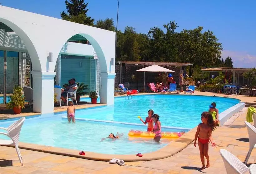 Drymades Inn Resort