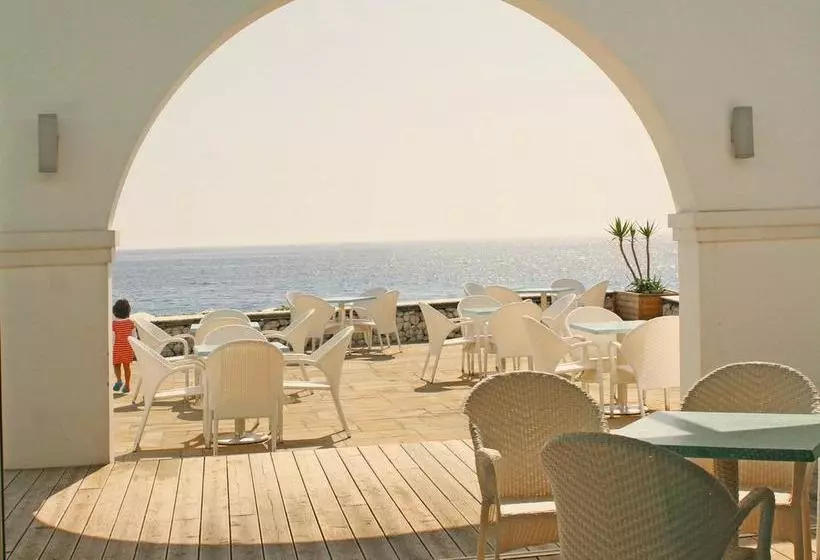 Drymades Inn Resort